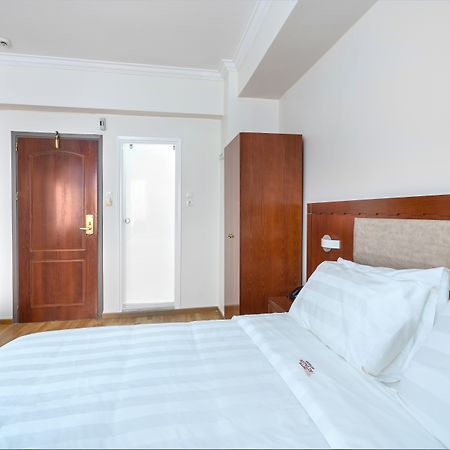 Attalos Hotel Athens Ngoại thất bức ảnh